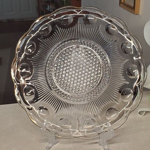 Bartlett Collins St. Genevieve Clear Divided Platter - Picture 2 of 4